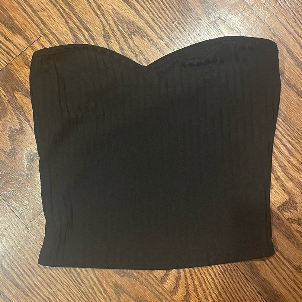 Black Strapless Top
